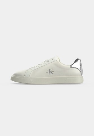Baskets basses Calvin Klein en blanc : devant