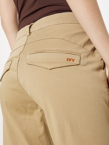 Ivy CopenhagenChino hlače 'Karmey' - zelena boja