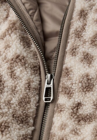 Street One Studio Vest in Brown