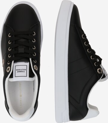 TOMMY HILFIGER Sneakers laag 'ESSENTIAL' in Zwart