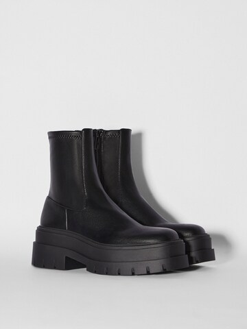 Boots chelsea di Bershka in nero