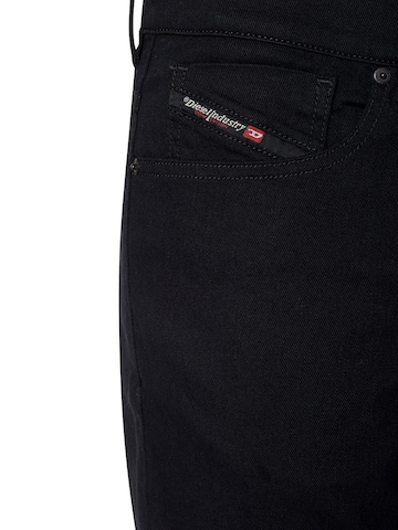 regular Jeans 'D-FINING' di DIESEL in nero