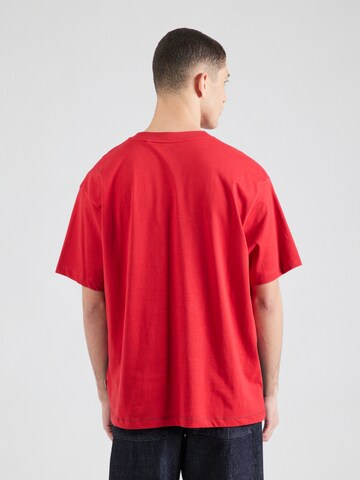 T-Shirt GUESS JEANS en rouge