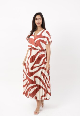 Elara Dress in Brown