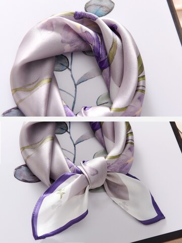 Vivi Idee Scarf 'Irisblüten' in Purple