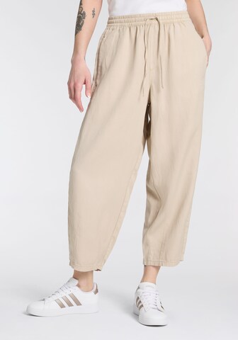 MAC Loose fit Pants in Beige: front