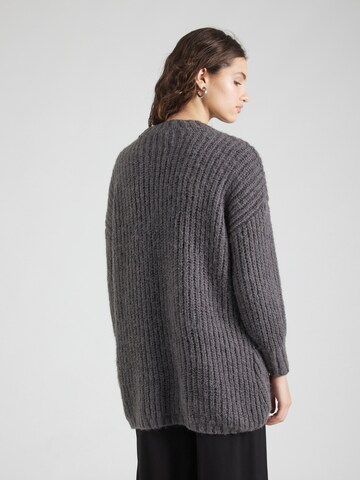 ONLY Pullover i grå