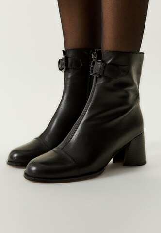 CESARE GASPARI Bootie in Black