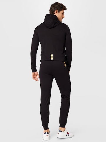 Tuta da jogging di EA7 Emporio Armani in nero