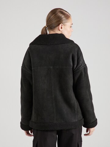 Maze Jacke in Schwarz