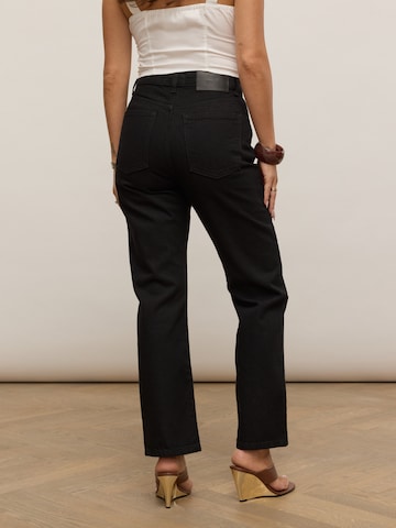 noar studios Boot cut Jeans 'CROPPED DENIM' in Black