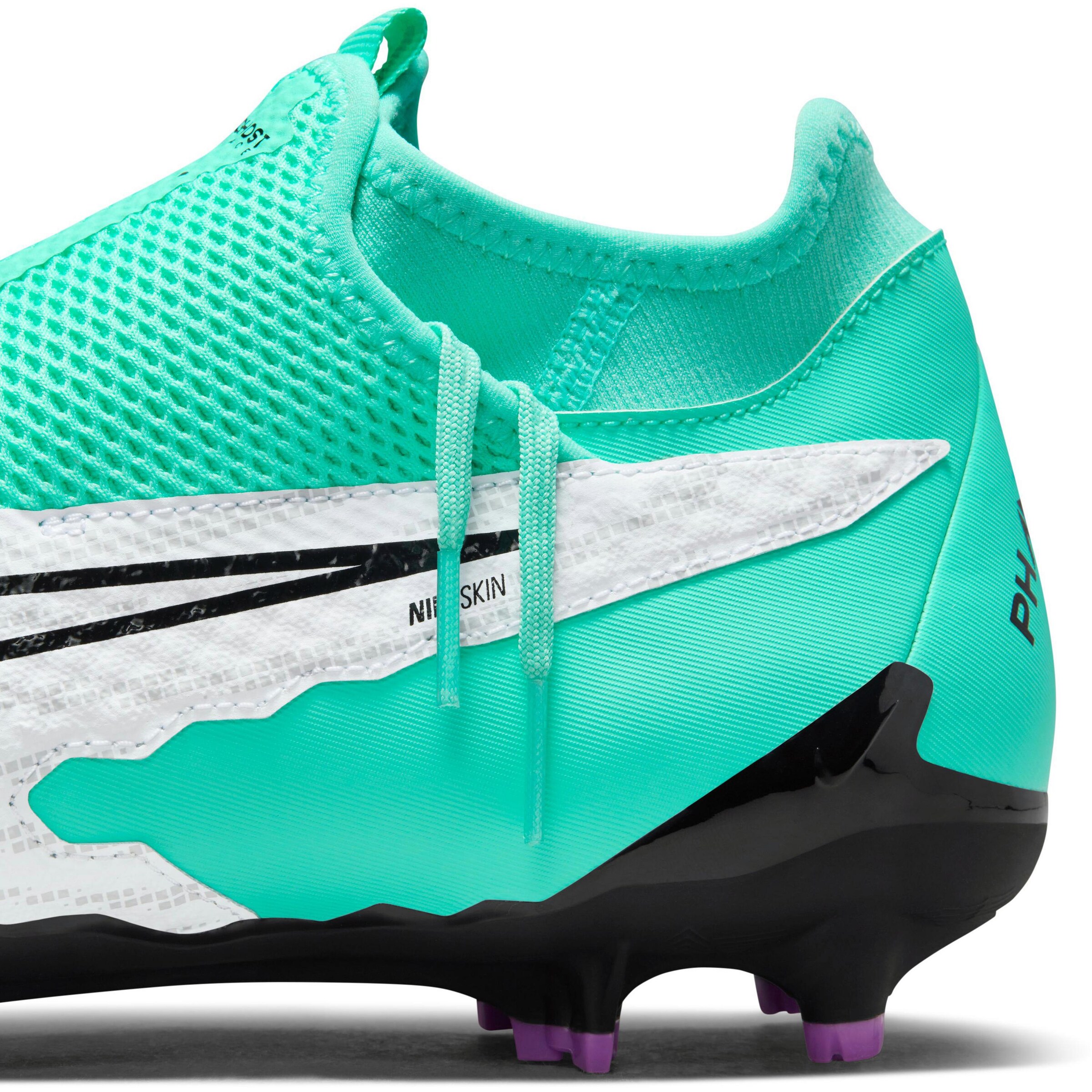 NIKE Fußballschuh 'Phantom GX Academy' in Grün