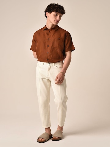 Antioch Comfort fit Overhemd in Bruin: voorkant