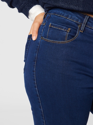 ABOUT YOU Curvy Skinny Jeans 'Insa' i blå
