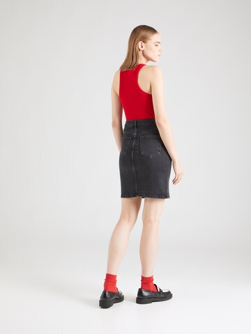 Trendyol - Falda en negro