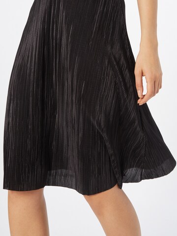 ABOUT YOU Skirt 'Drama' in Black