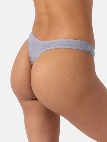 Tazzio Thong 'F902' in Grey