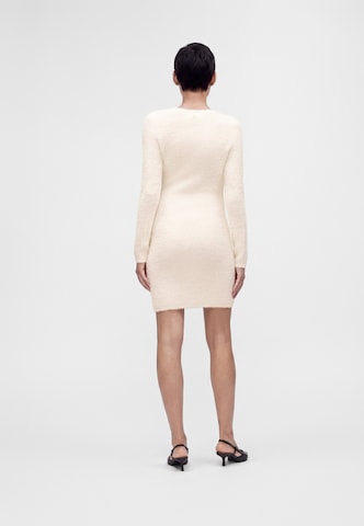 Rochie tricotat 'JAYCEE' de la GUESS pe alb