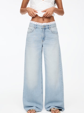 Wide leg Jeans di Pull&Bear in blu: frontale