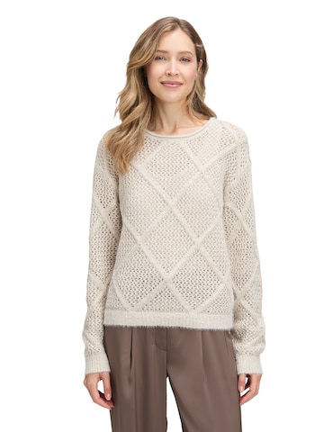 Betty Barclay Trui in Beige: voorkant