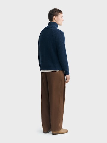 Thinking MU Gebreid vest ' EKAIZ ' in Blauw: zijkant