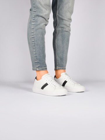 BLACKSTONE Låg sneaker 'Ryder BG172' i vit