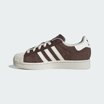 ADIDAS ORIGINALS - Zapatillas deportivas bajas 'Superstar II' en marrón