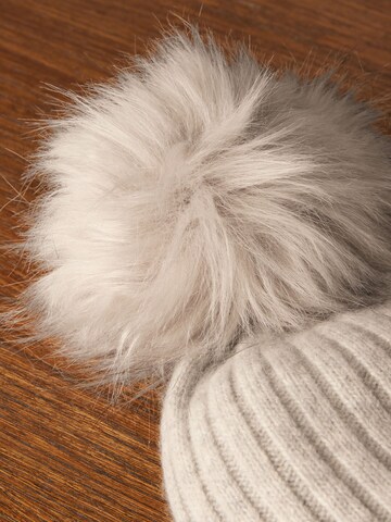 Next Beanie in Grey