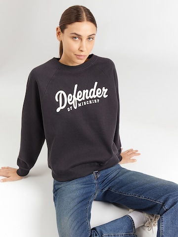 Sweat-shirt 'ONLVELLA' ONLY en noir : devant