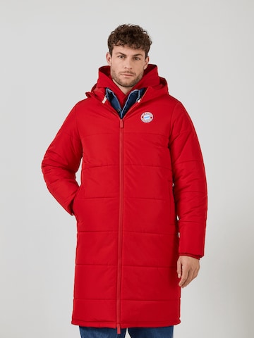 FC BAYERN MÜNCHEN Winter Coat in Red: front