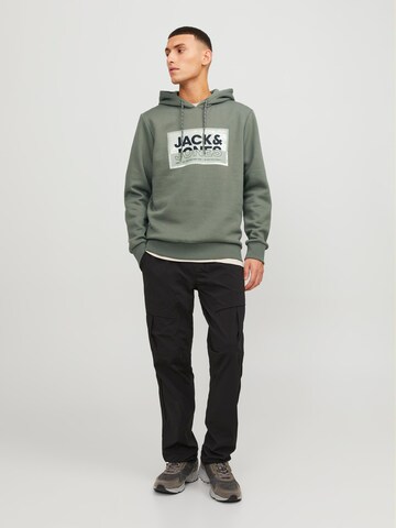 JACK & JONES Sweatshirt 'Logan' in Grün