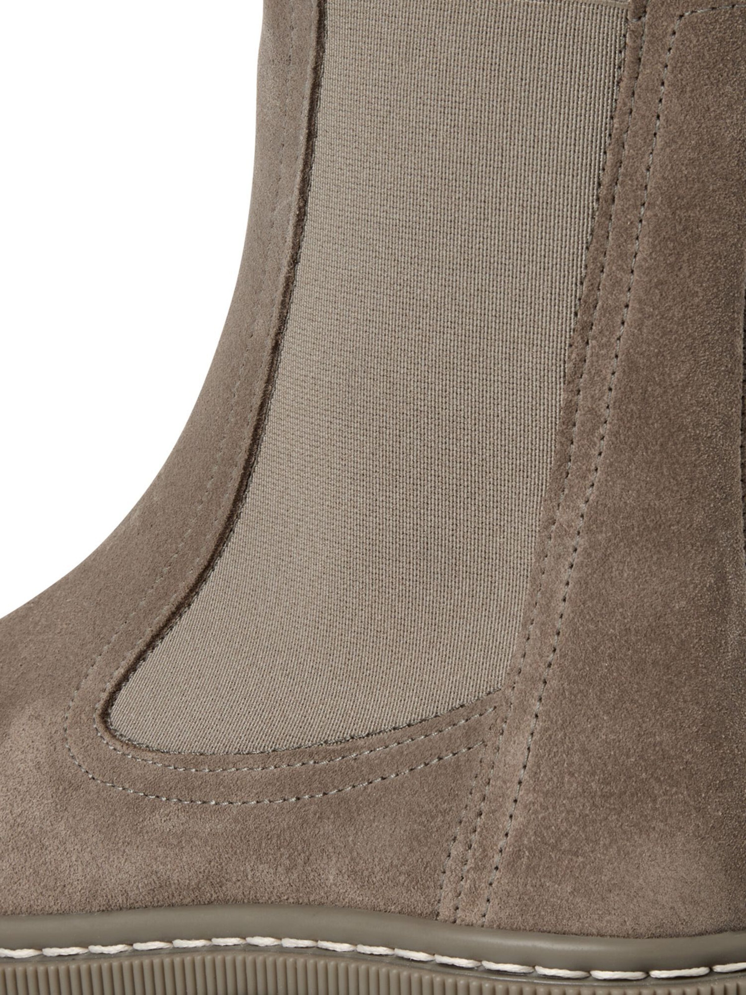 Tamaris Chelsea boots in Grey