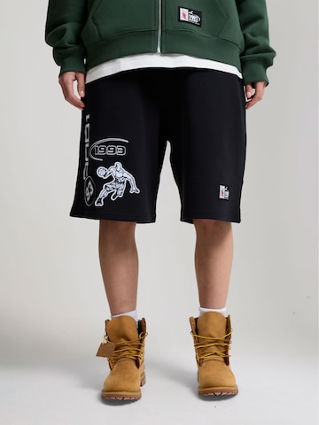 AND1 Свободный крой Штаны 'On Court Applique' в Черный: спереди