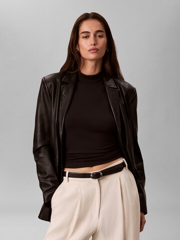 Haut Calvin Klein en noir