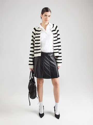 ABOUT YOU Rok 'Deike' in Zwart