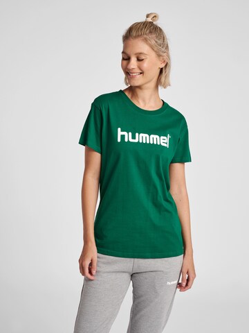 Hummel Μπλουζάκι σε πράσινο: μπροστά