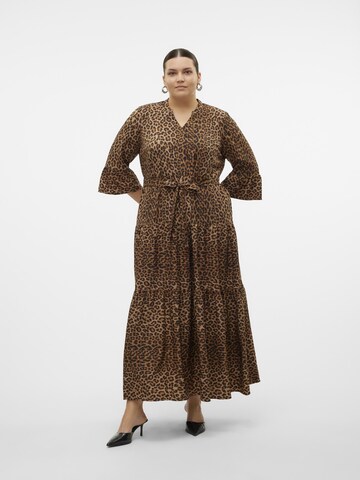 Vero Moda Curve Dress in Brown: front