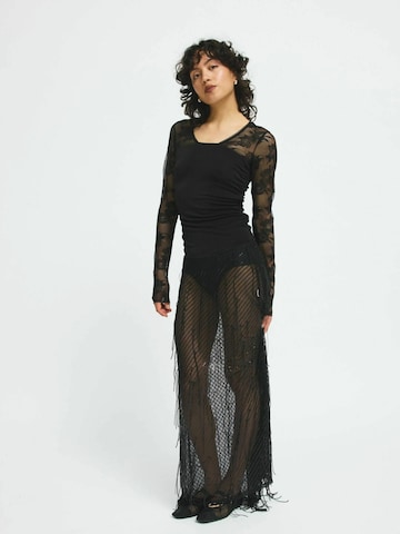 Résumé Tričko 'Dasha' – černá