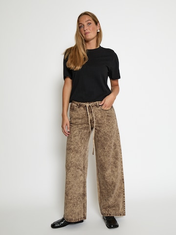 regular Jeans 'Jess' di DESIRES in marrone