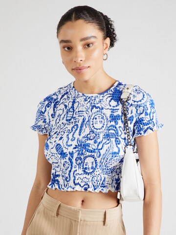 Monki Shirt in White: front