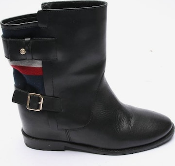 TOMMY HILFIGER Stiefeletten 39 in Schwarz: predná strana