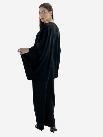 Elara Hausanzug in Schwarz