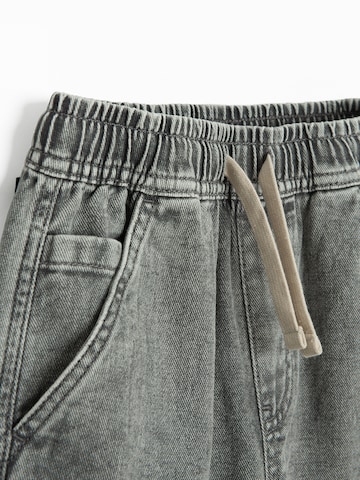 Regular Pantalon Cool Club en gris