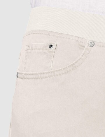 BRAX Regular Jeans in Beige