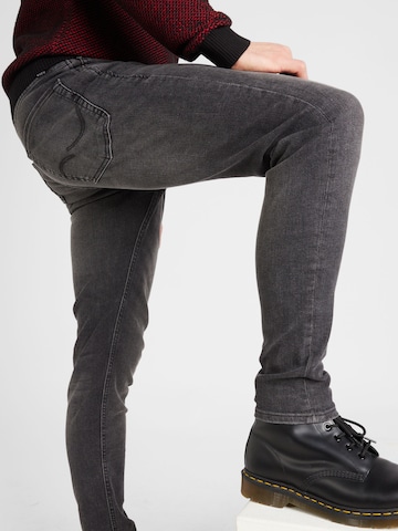 JACK & JONES Regular Jeans 'PETE' in Zwart