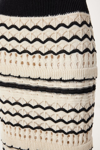 Costume Happiness İstanbul en noir