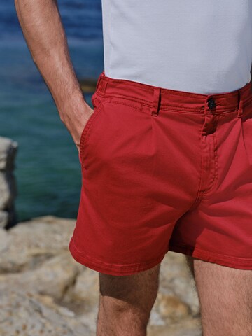 Next - regular Pantalón plisado en rojo
