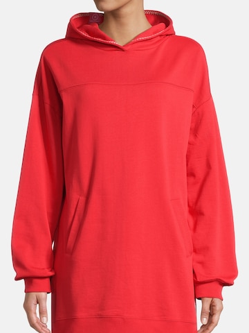 salzhaut Sweatshirt 'MÖHL' in Rood