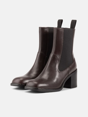 VAGABOND SHOEMAKERS Chelsea čižmy 'MERYL' - Hnedá