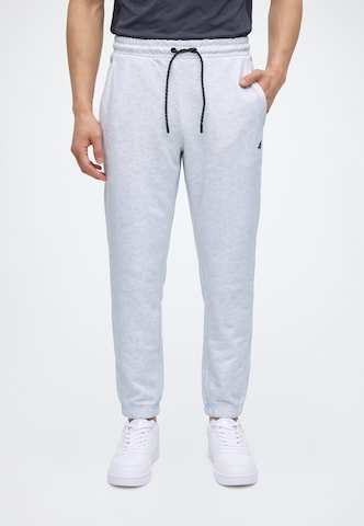 4F - Tapered Pantalón deportivo en gris: frente
